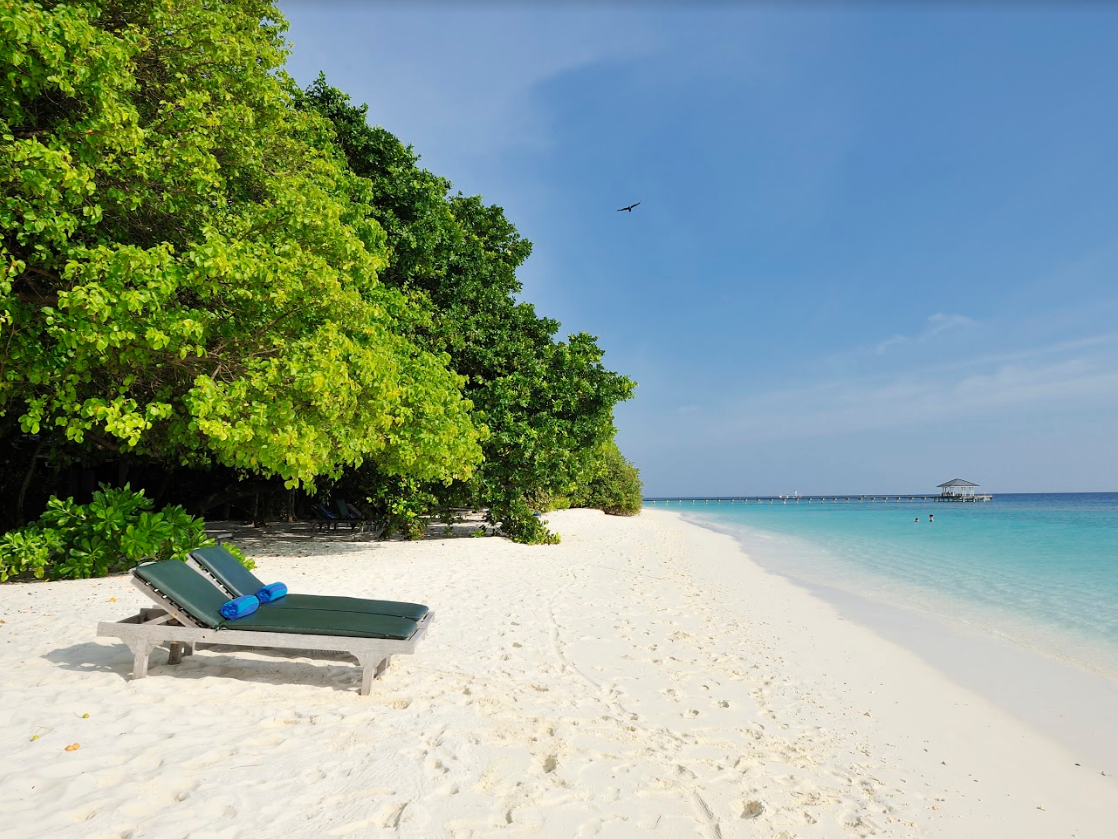 Royal Island Resort & Spa 2