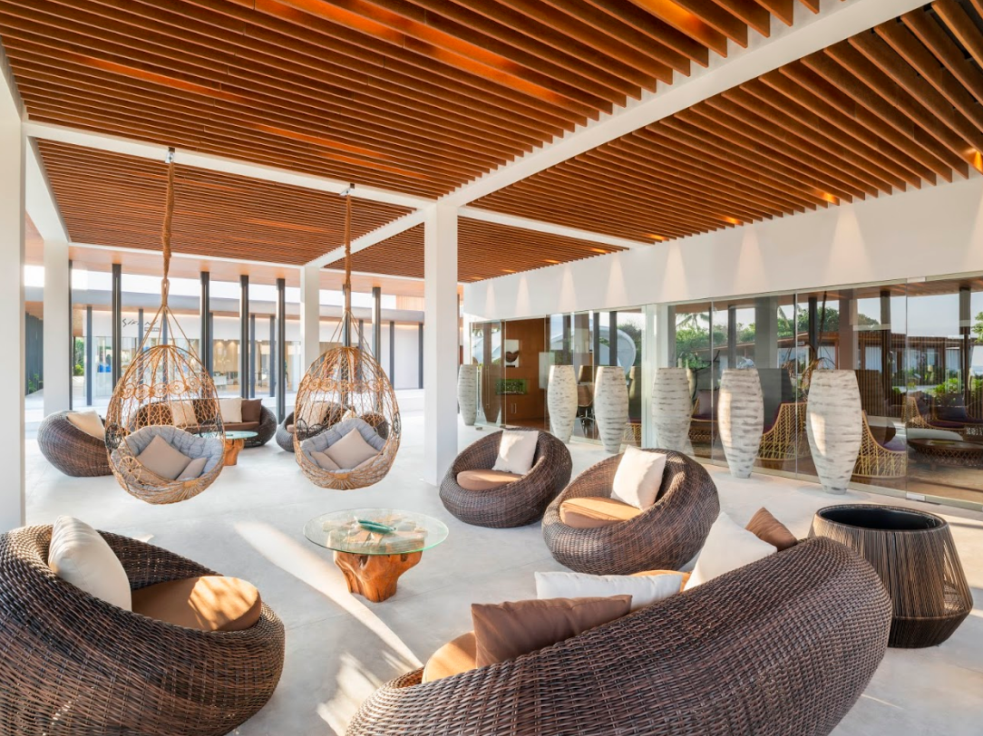 The Westin Maldives Miriandhoo Resort 10