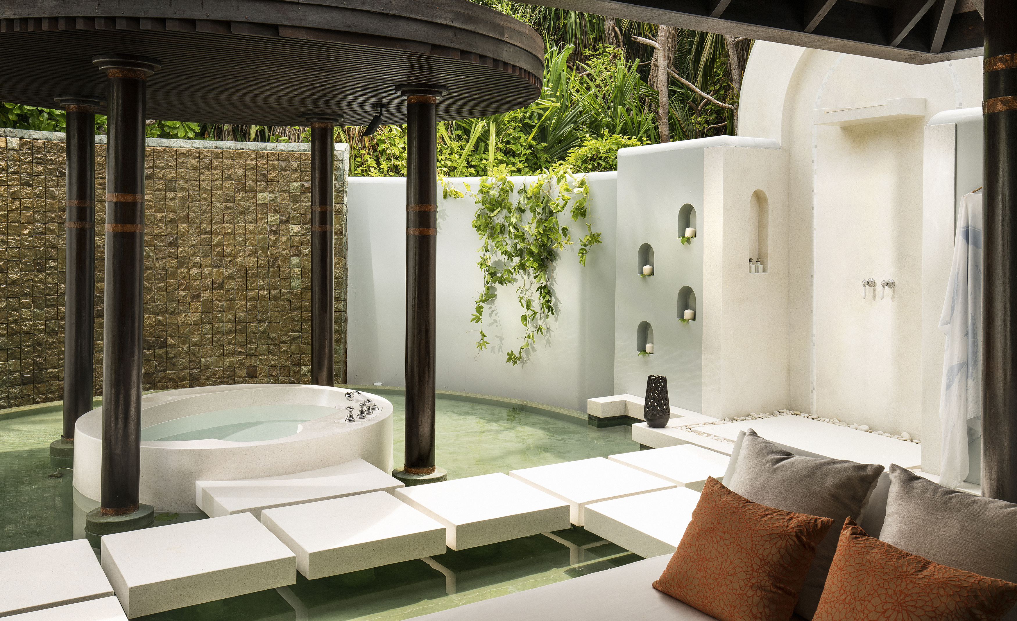 Anantara Kihavah Maldives Villas 14