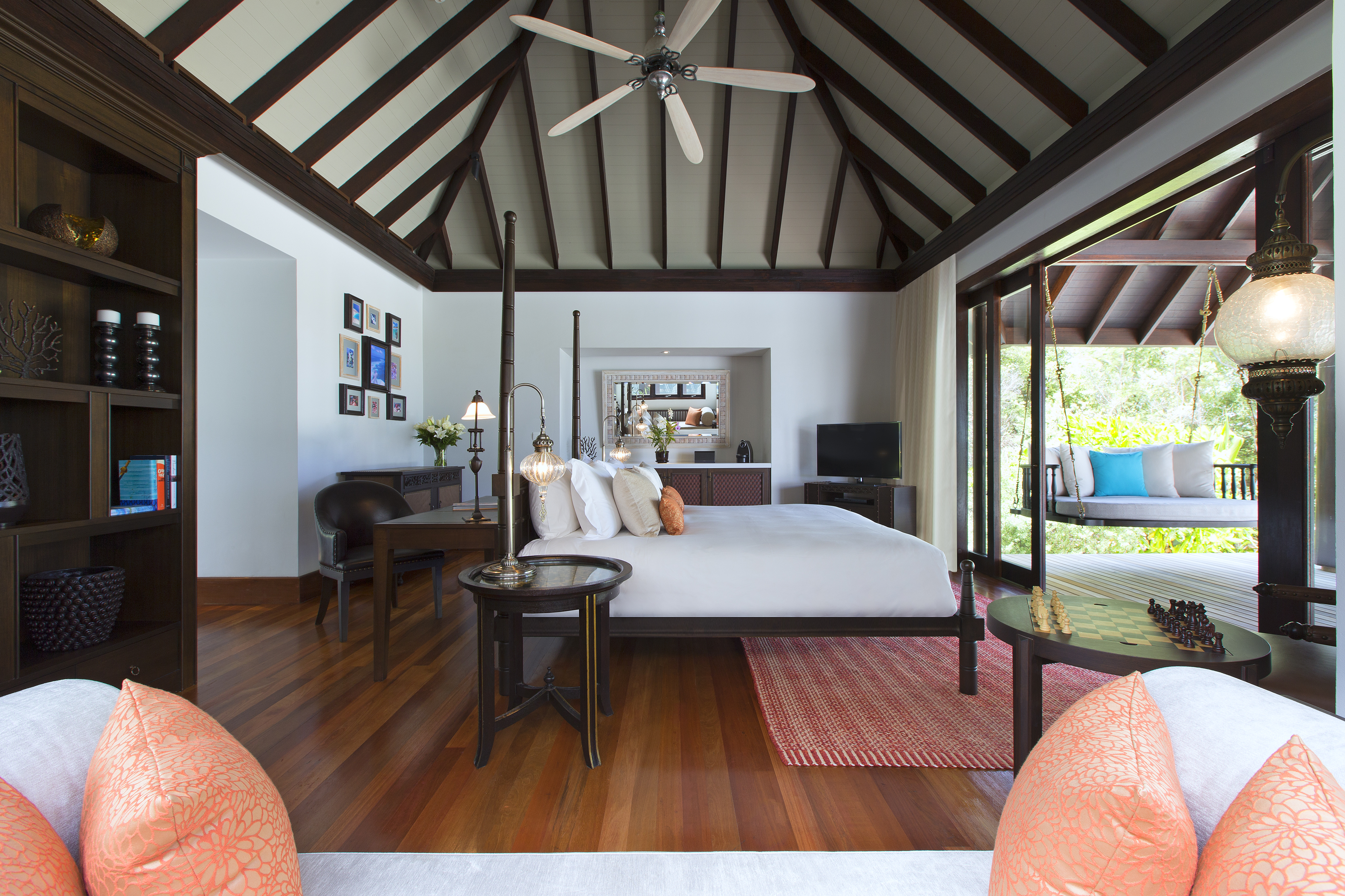 Anantara Kihavah Maldives Villas 36