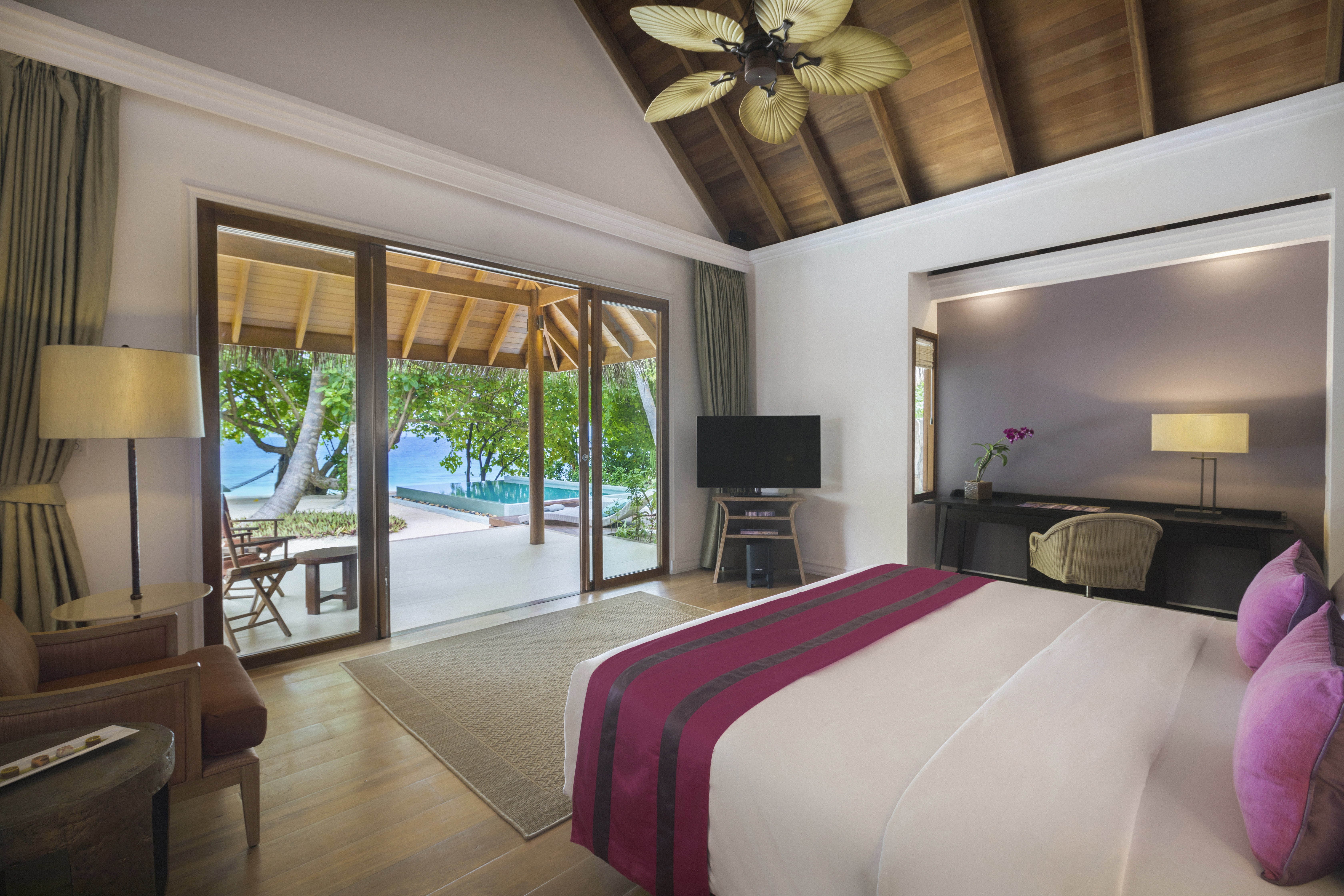 Dusit Thani Maldives 22