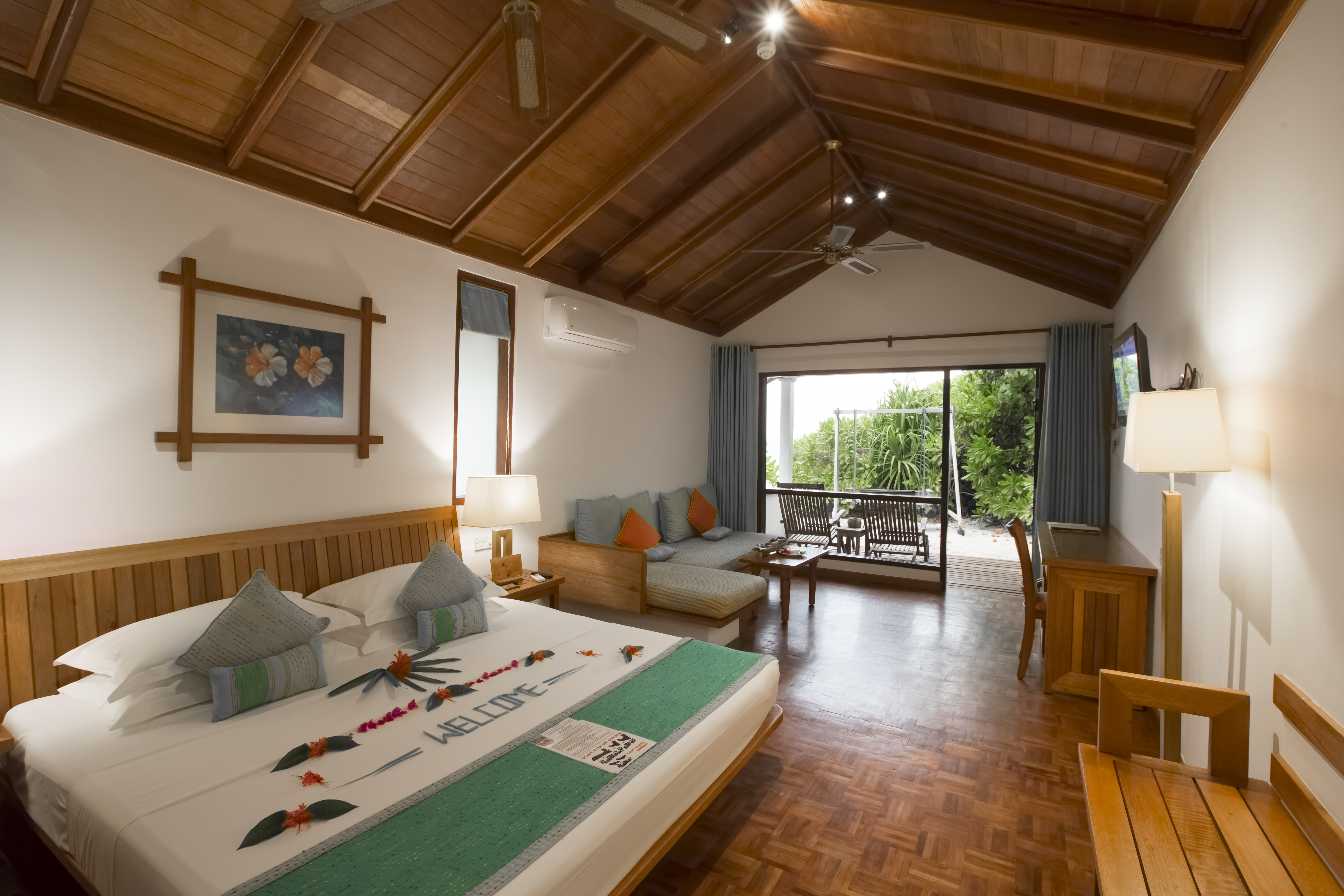 NH Collections Maldives Reethi Resort 15