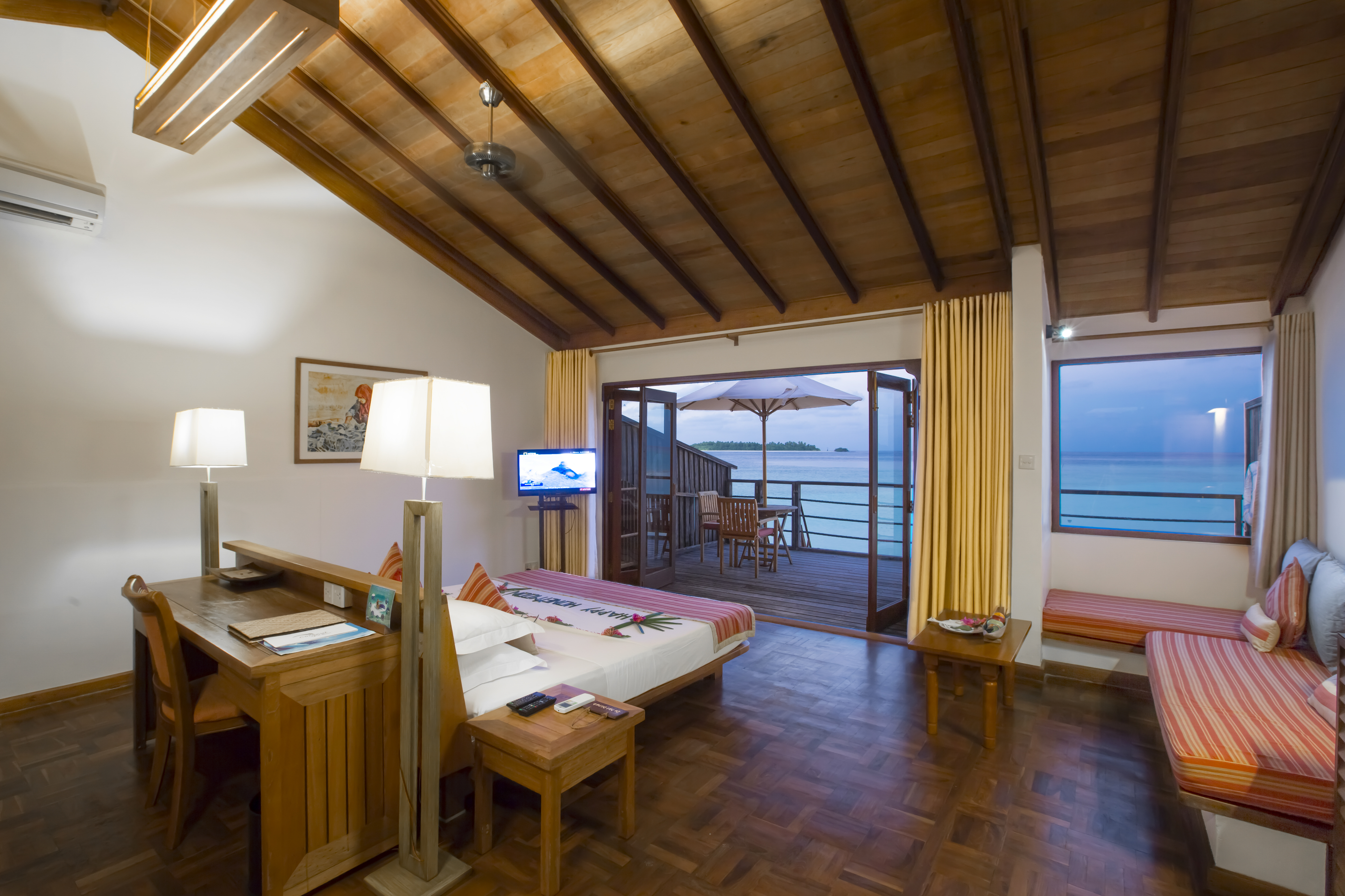 NH Collections Maldives Reethi Resort 10