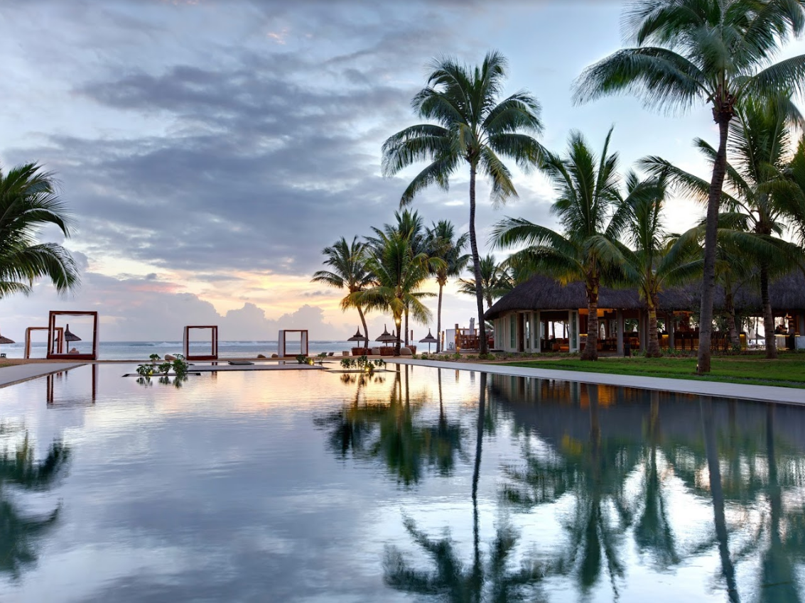Outrigger Mauritius Beach Resort 2