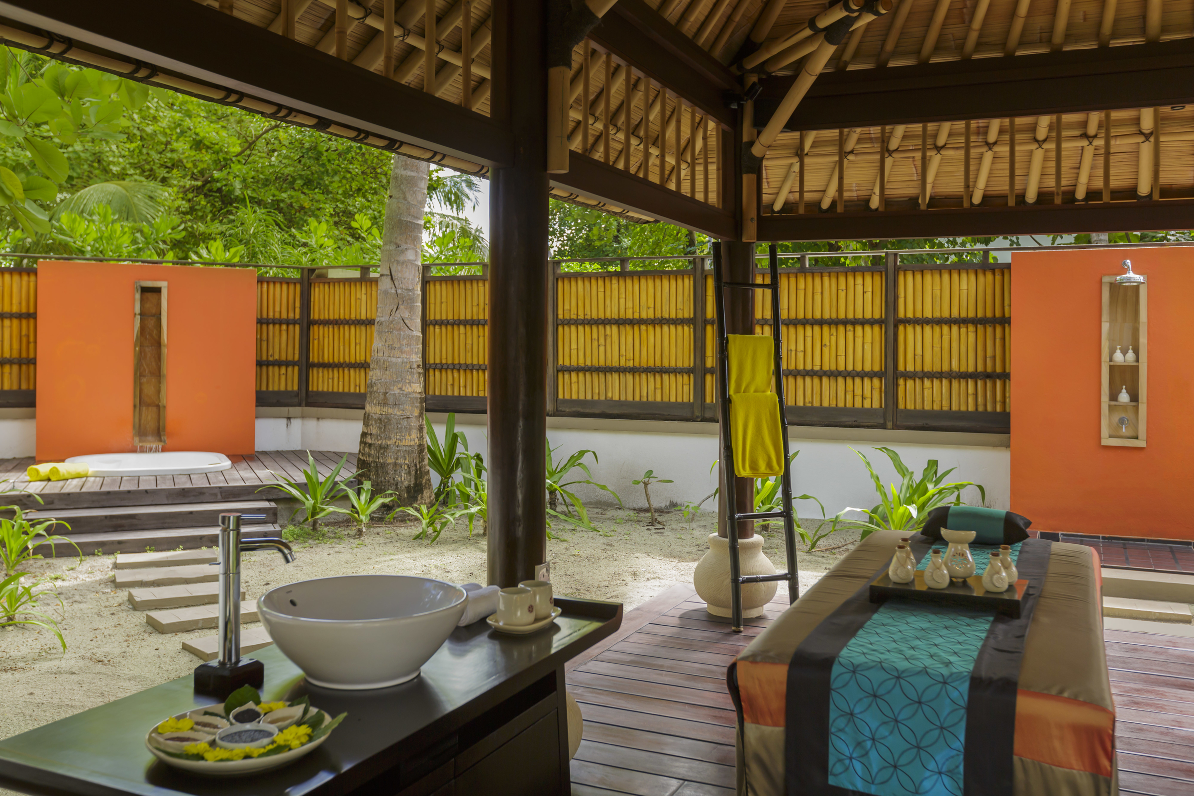 Angsana Velavaru 7