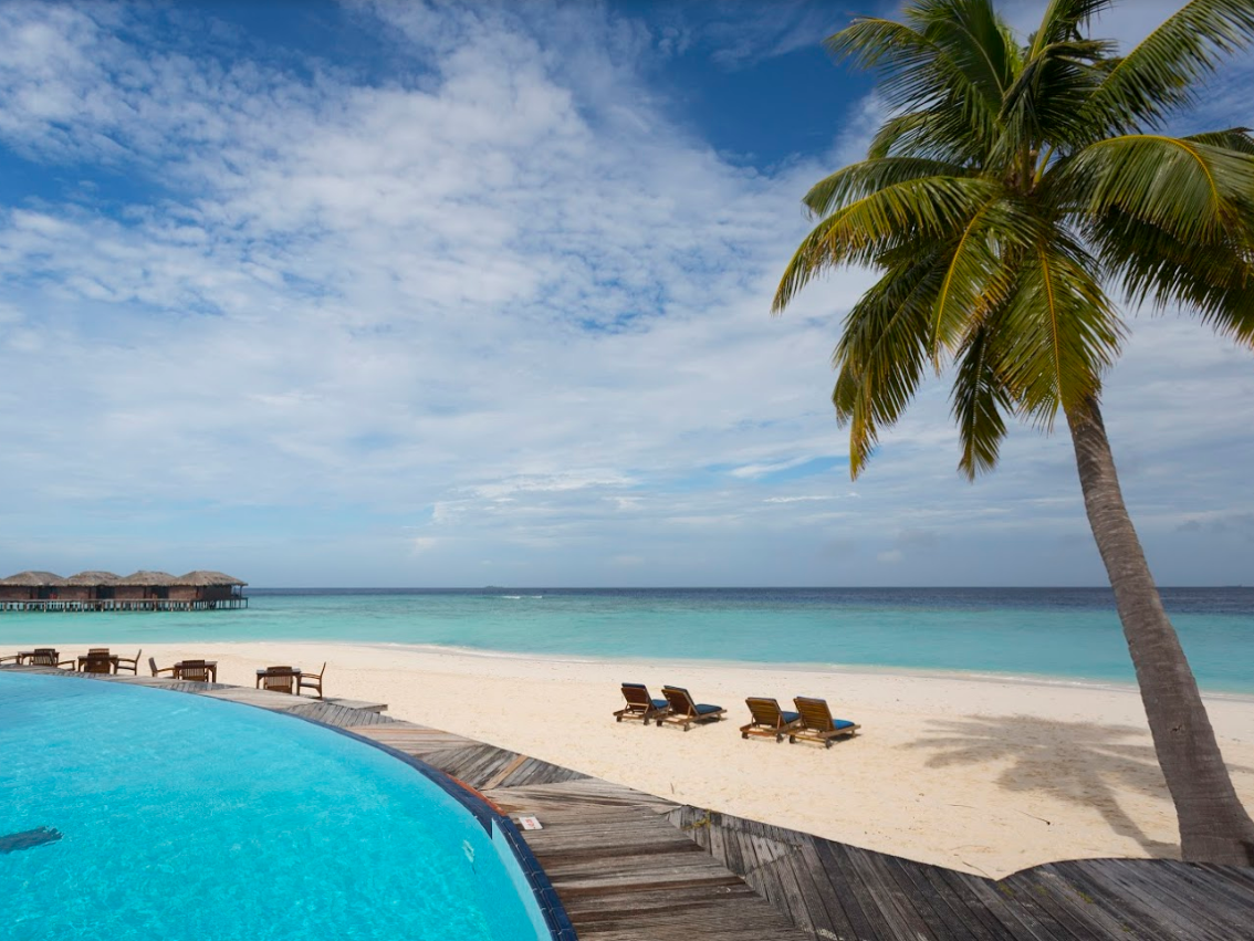 Filitheyo Island Resort 6