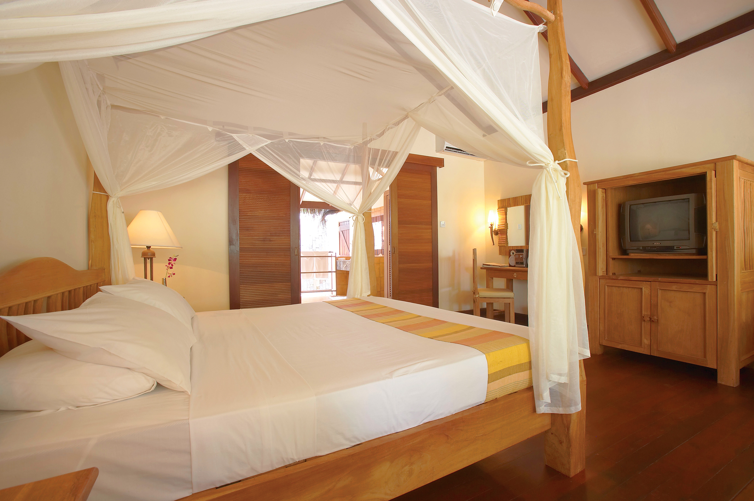 Filitheyo Island Resort 36