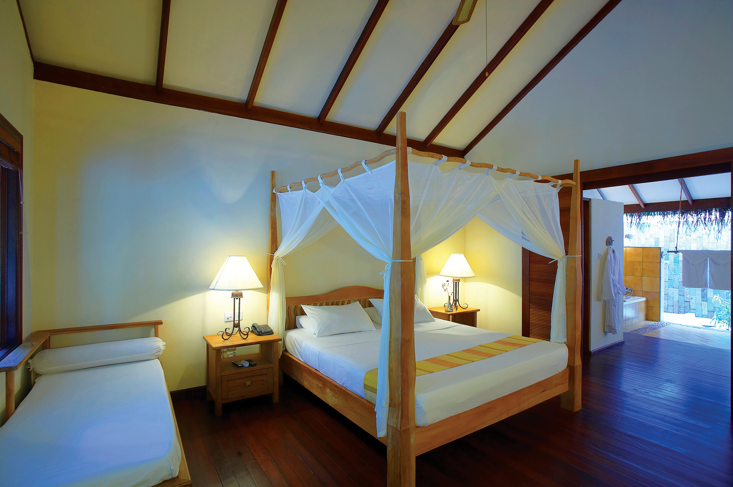 Filitheyo Island Resort 40