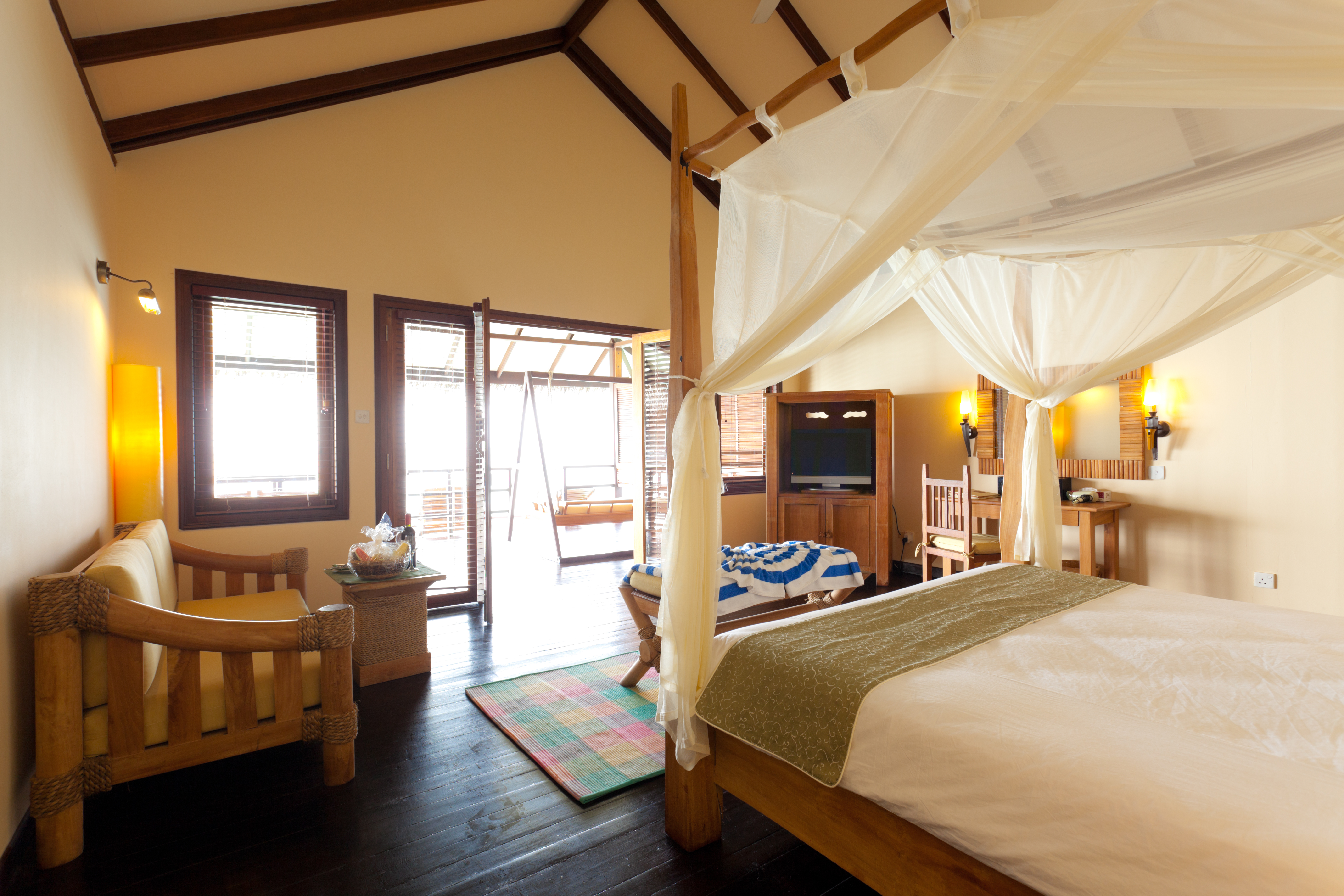 Filitheyo Island Resort 56