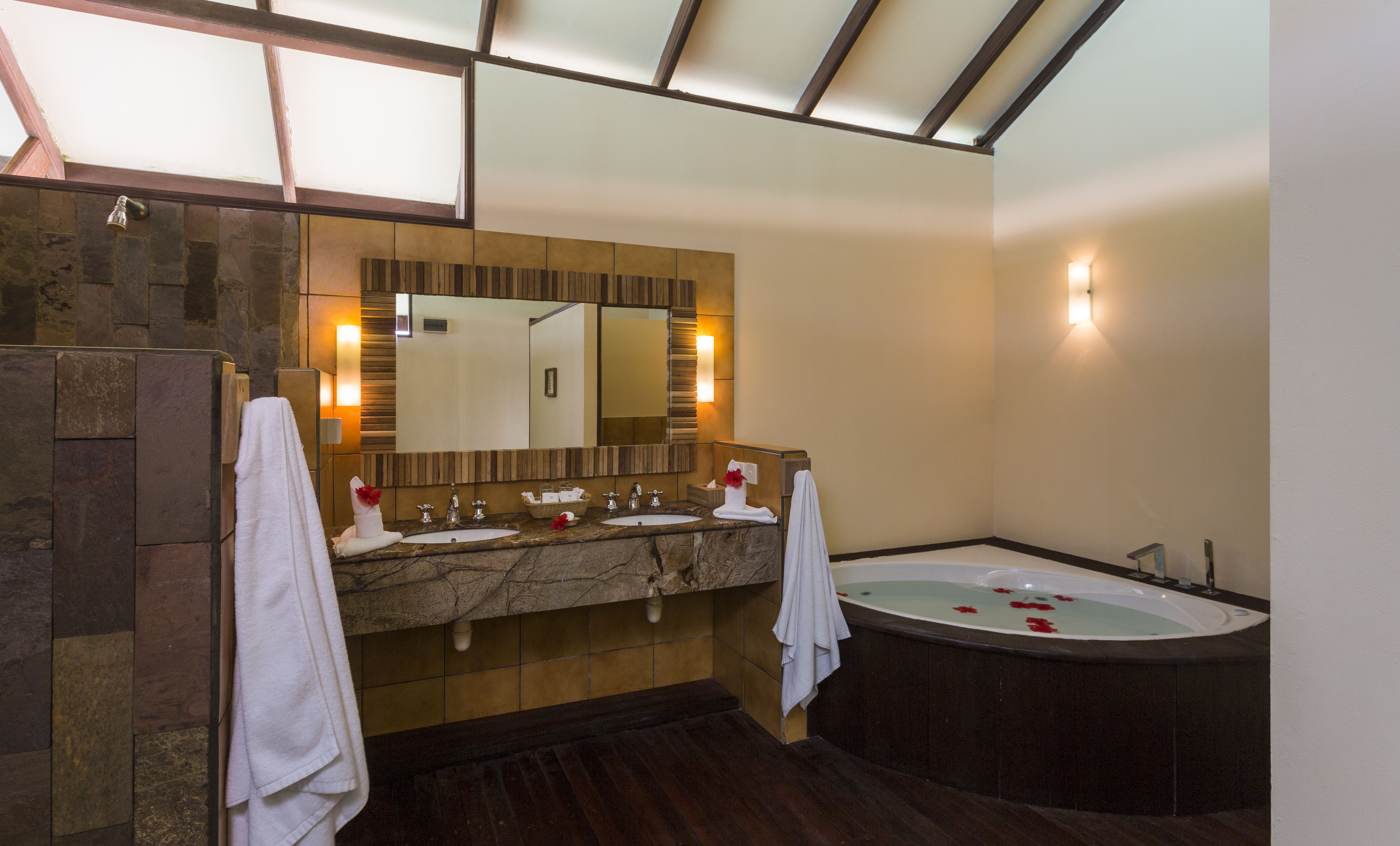 Filitheyo Island Resort 44
