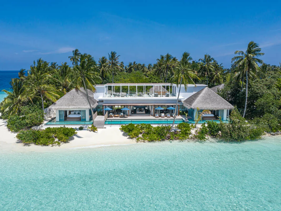 Raffles Maldives Meradhoo Resort 3