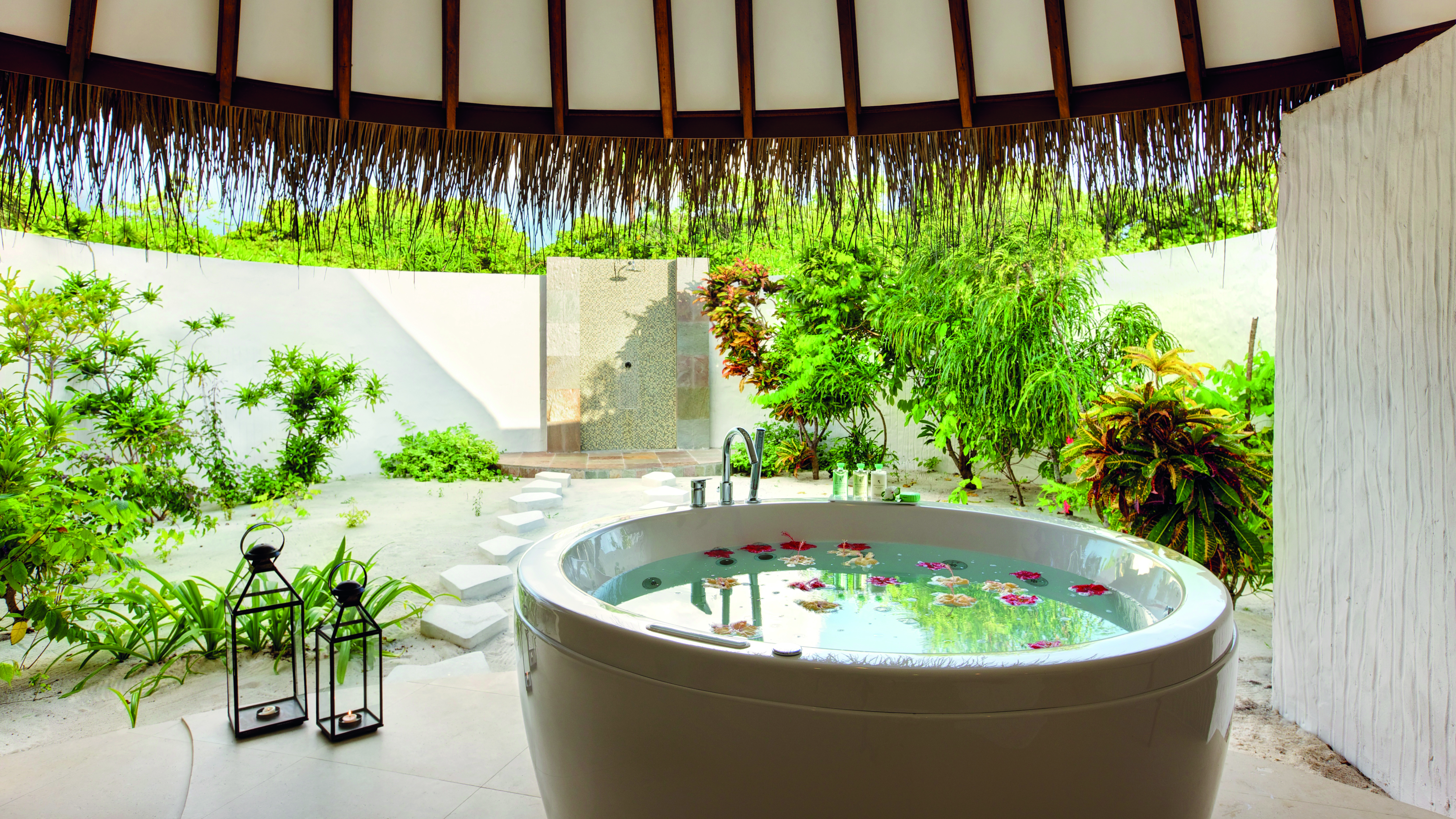 Hideaway Beach Resort & Spa 16