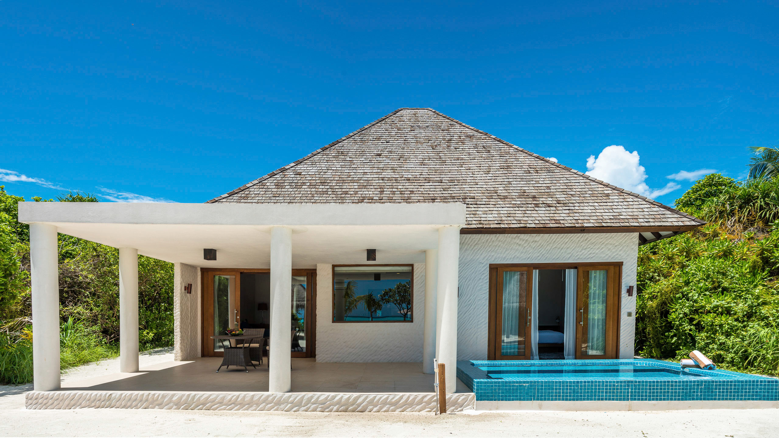 Hideaway Beach Resort & Spa 38