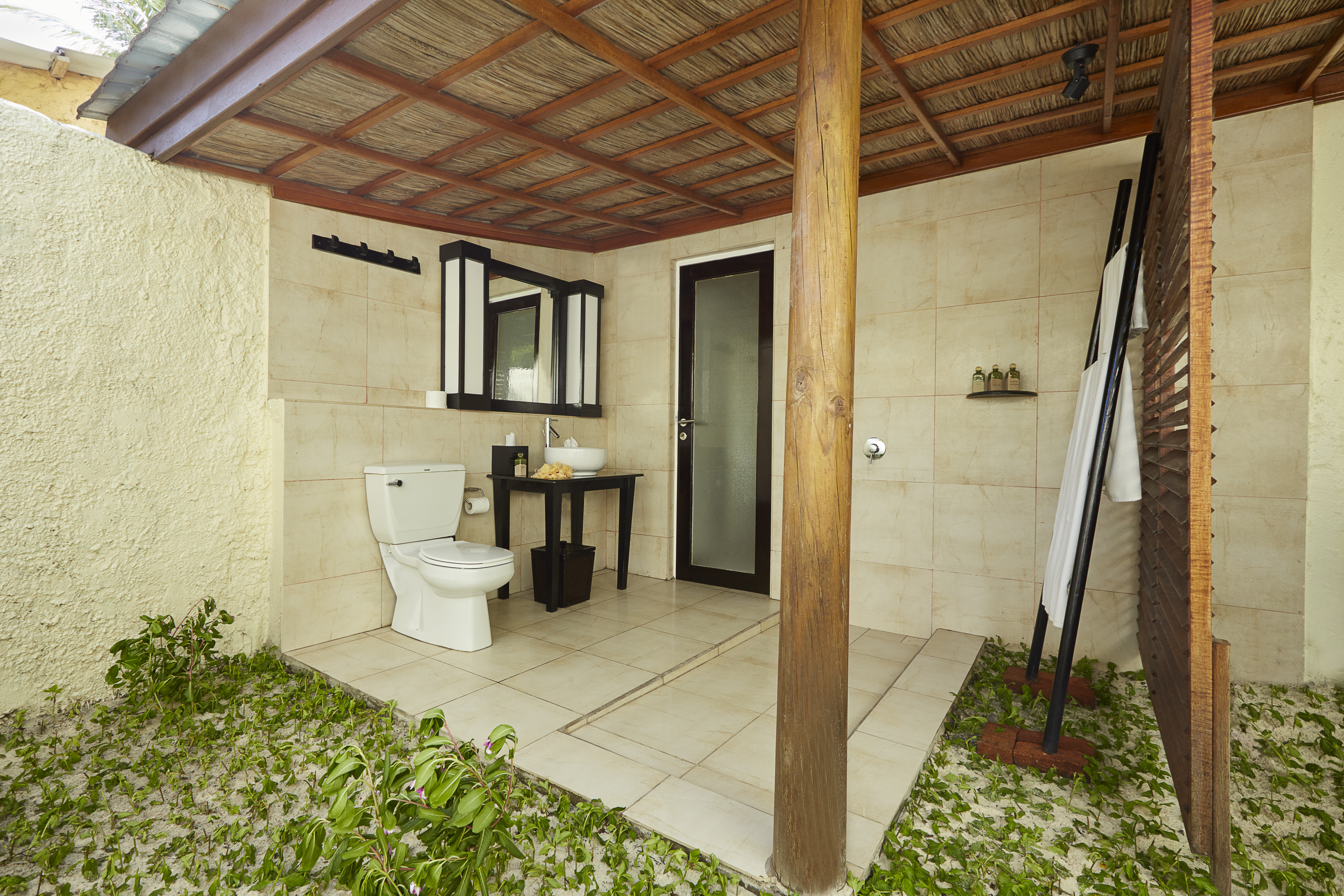 Kuredu Island Resort & Spa 34