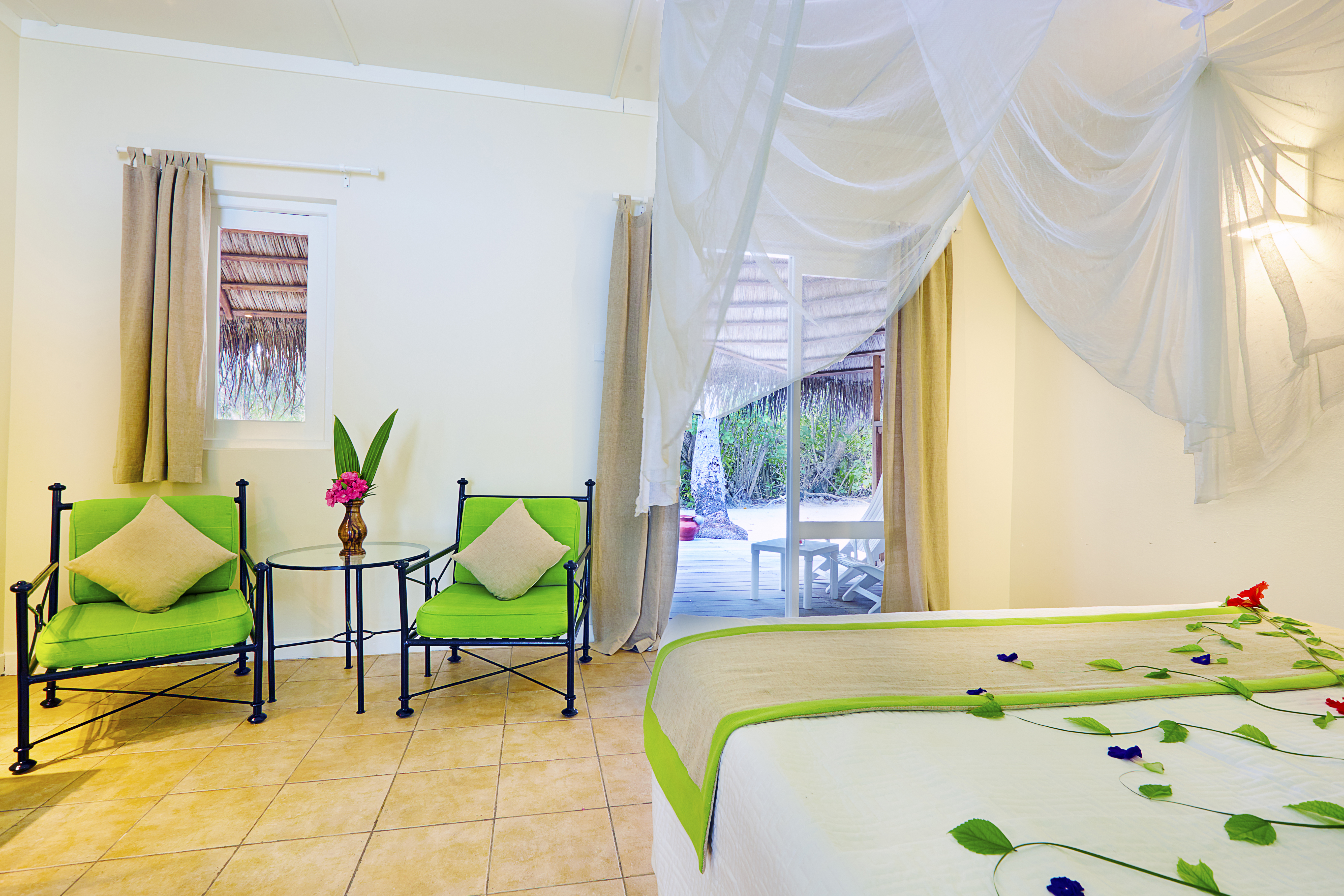 Kuredu Island Resort & Spa 36