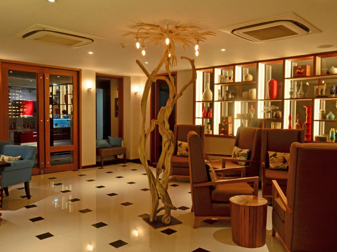 The Somerset Hotel 1