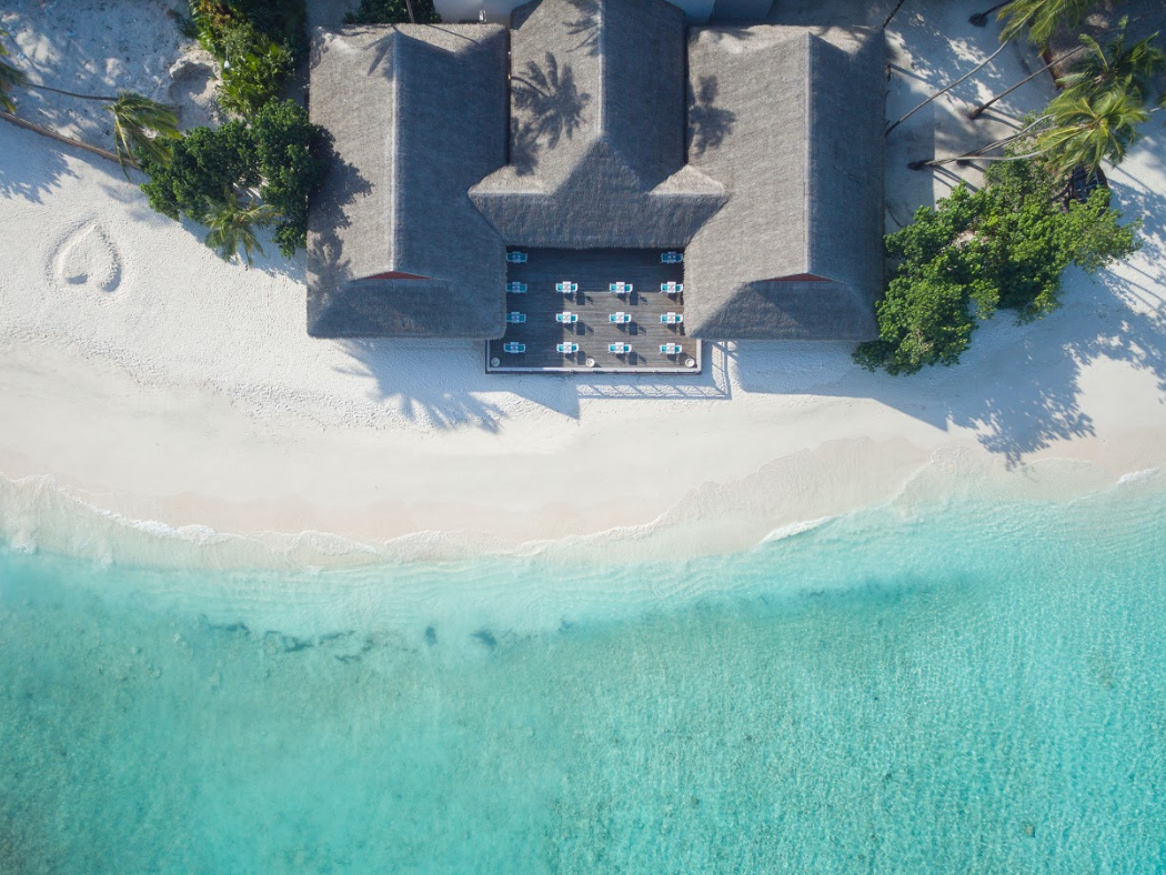 Malahini Kuda Bandos Resort 1