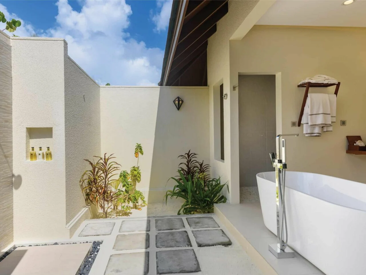 Varu by Atmosphere 3