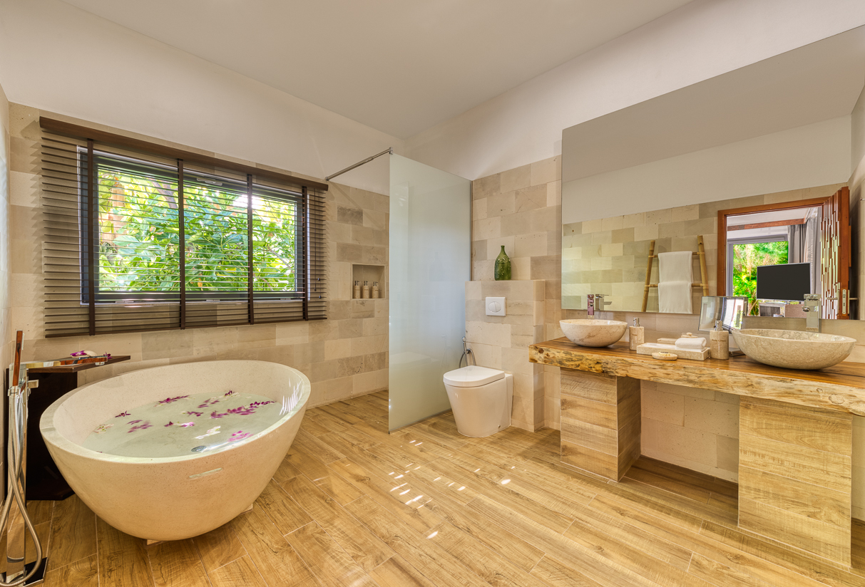 Kuredhivaru Resort and Spa 25