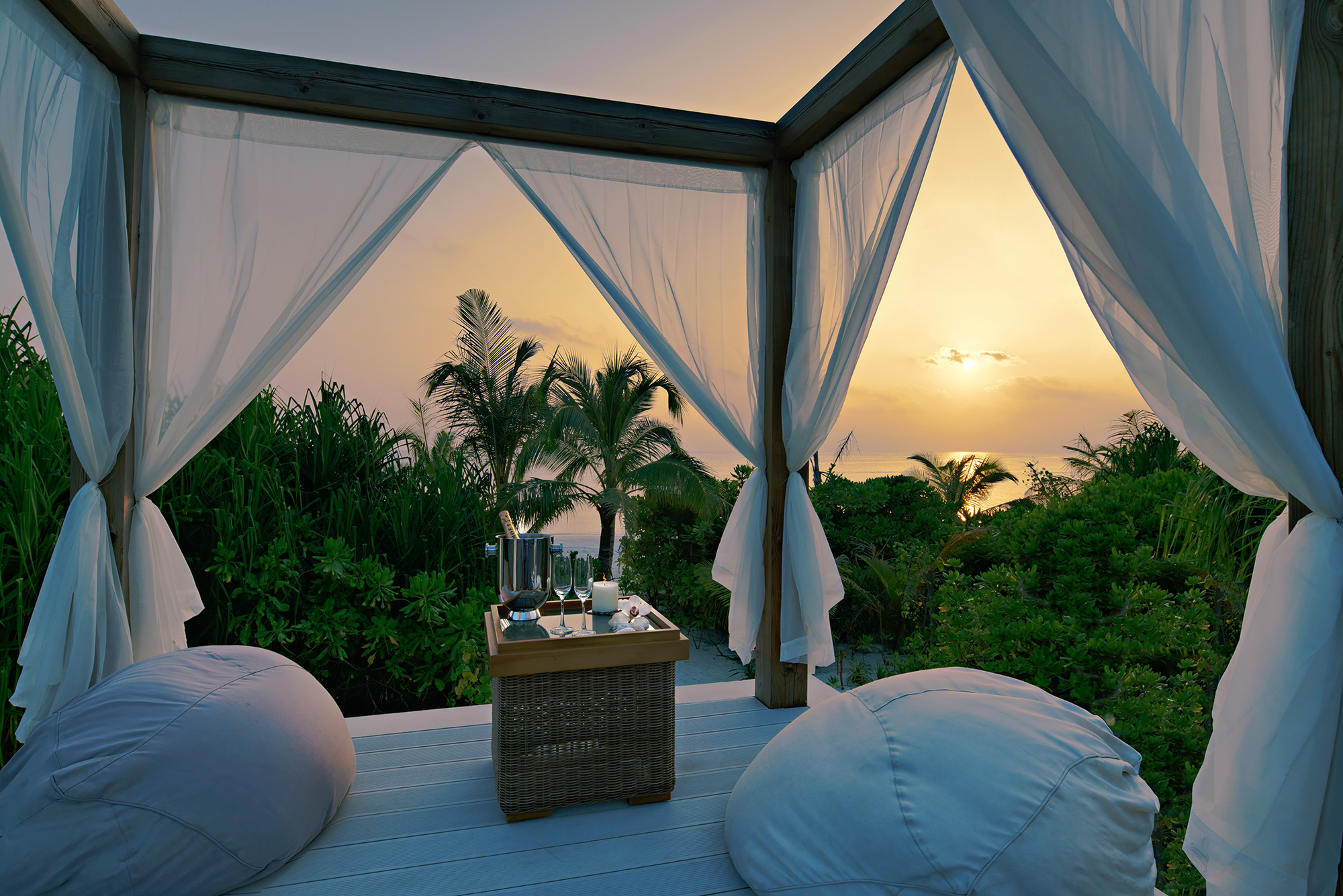 Kuredhivaru Resort and Spa 12