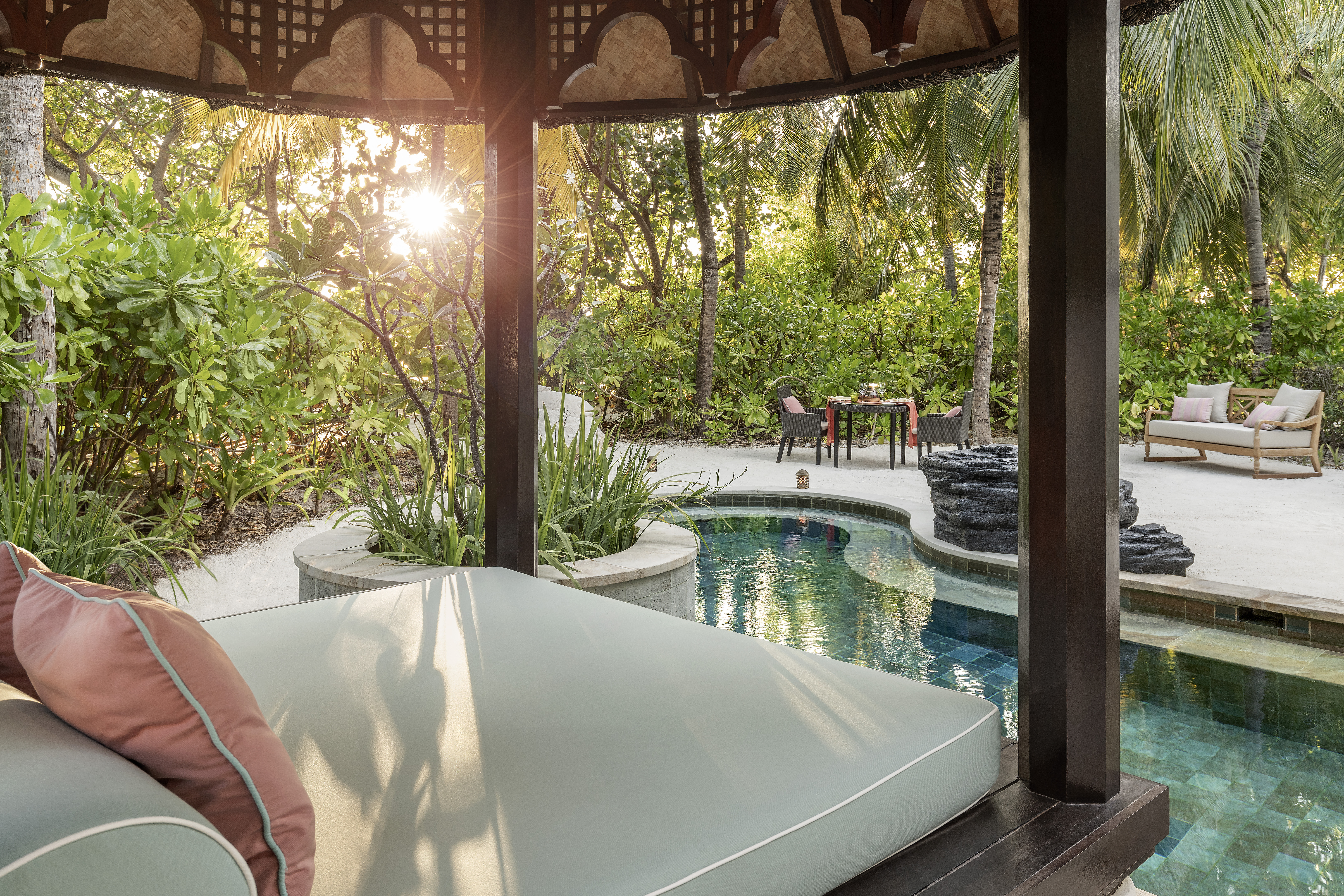 Four Seasons Resort Maldives at Kuda Huraa 32
