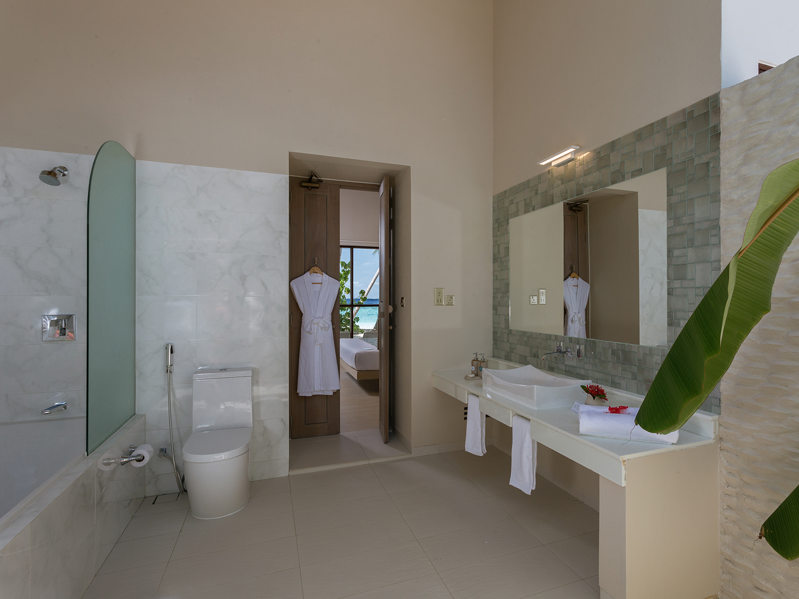 Malahini Kuda Bandos Resort 14