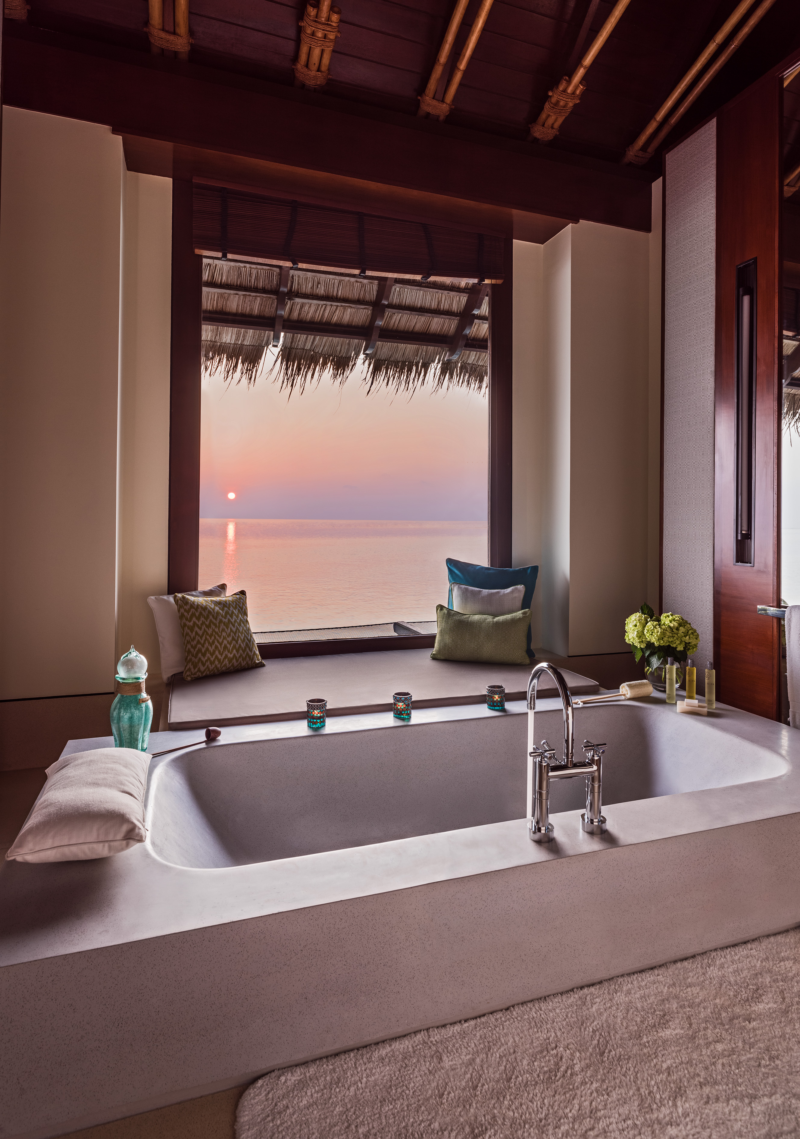 One & Only Reethi Rah 10