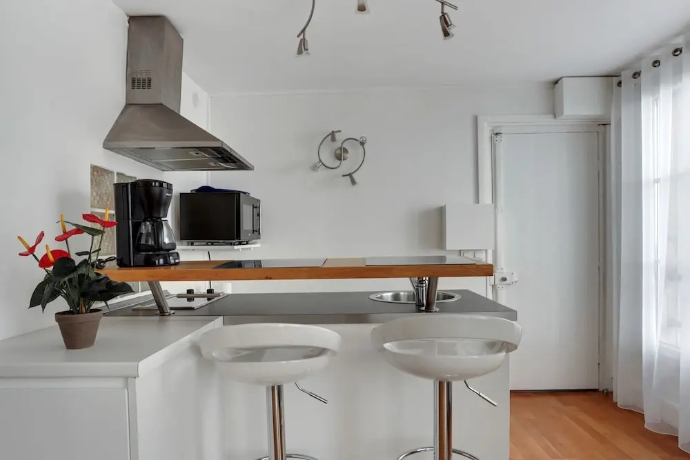 3 people apartment - Paris center by Weekome 1