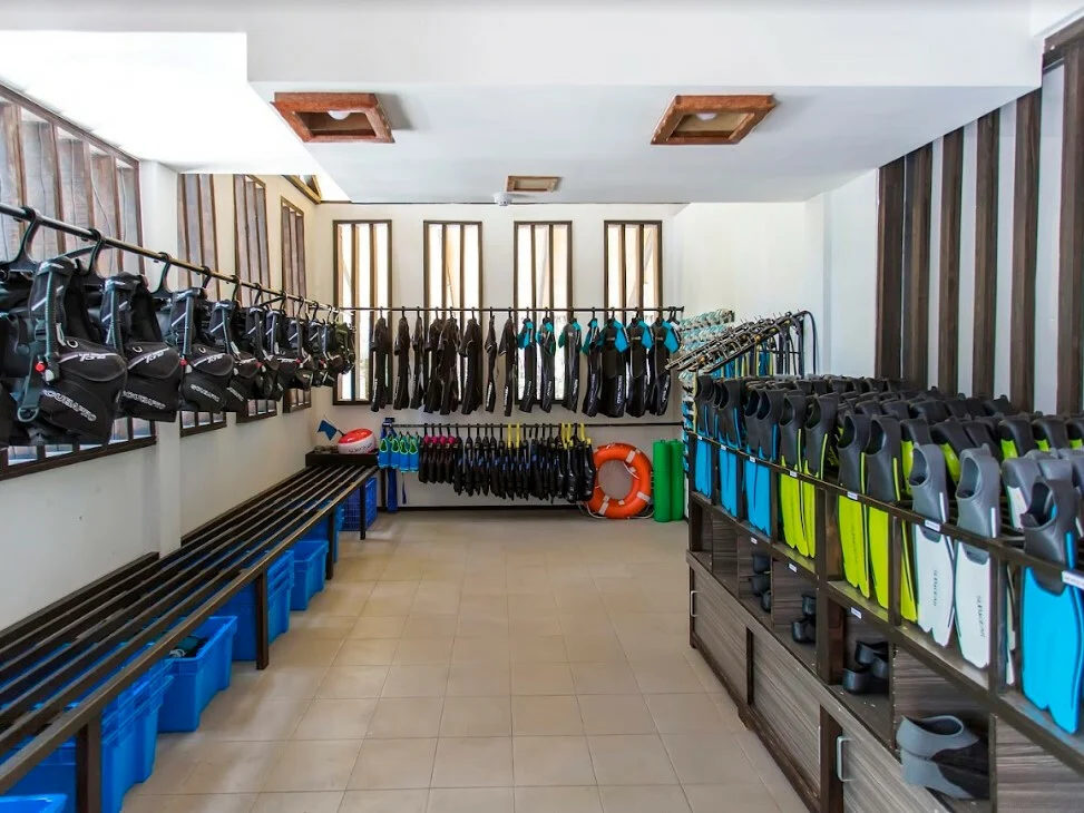 aaaVeee Nature's Paradise 8