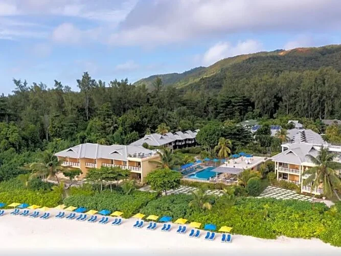 Acajou Beach Resort