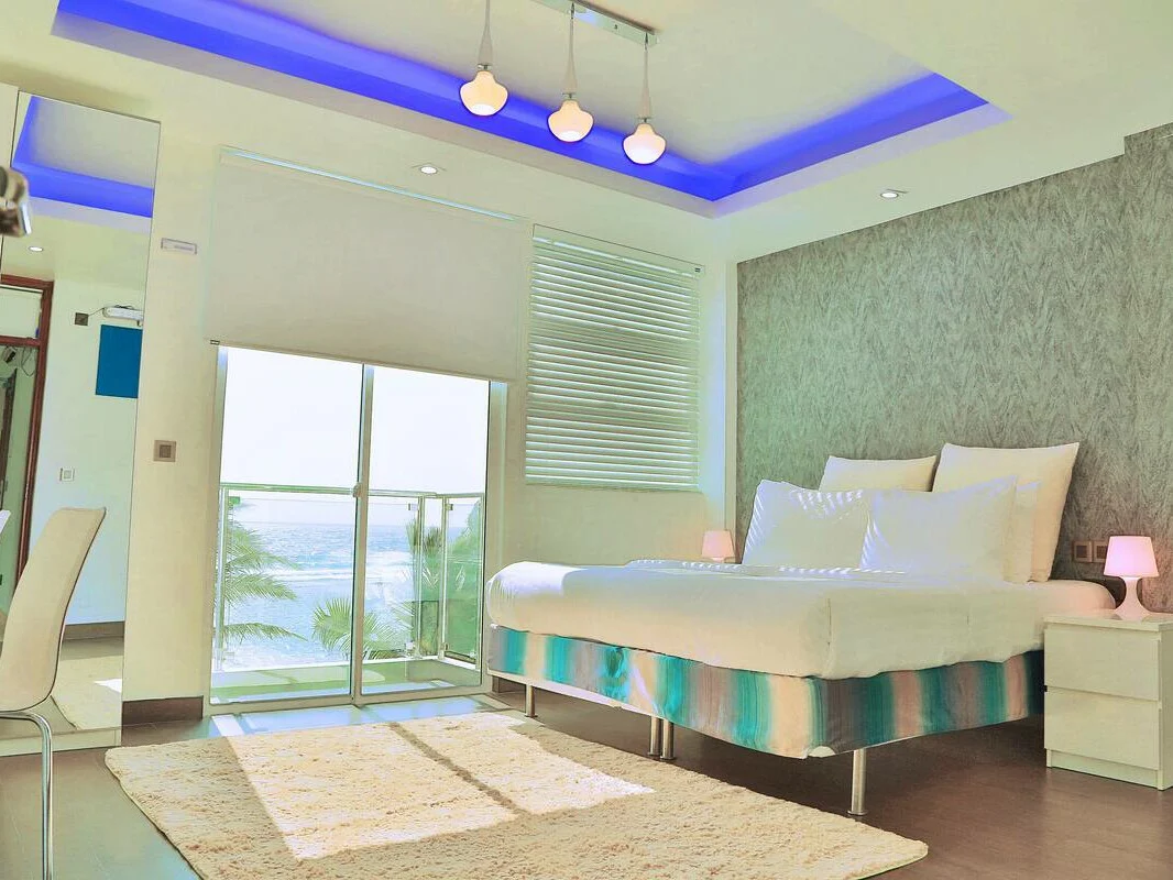 Airport Beach Hotel 4