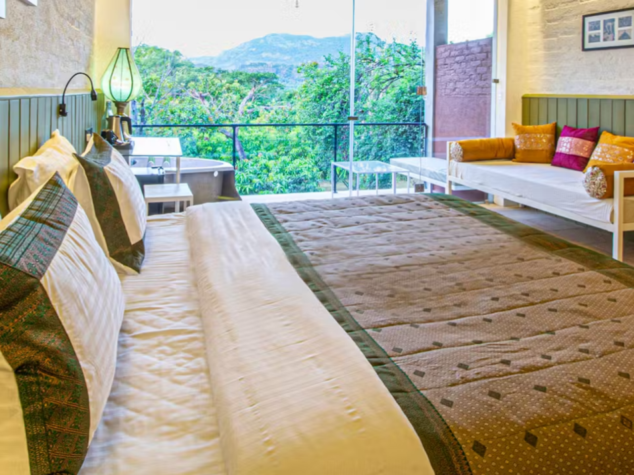 Amba Yaalu - Kandalama 1