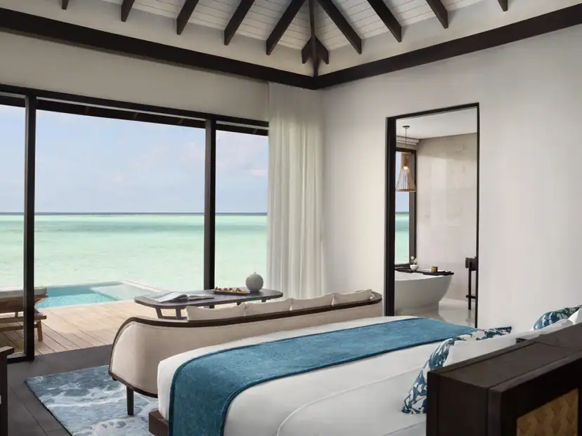 صورة: Anantara Veli Maldives Resort: Over Water Pool Villa