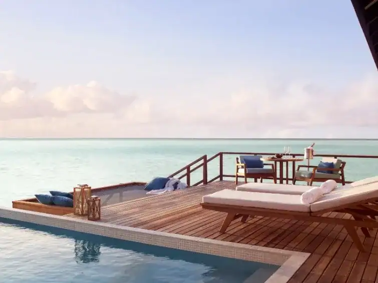 صورة: Anantara Veli Maldives Resort: Deluxe Over Water Pool Villa