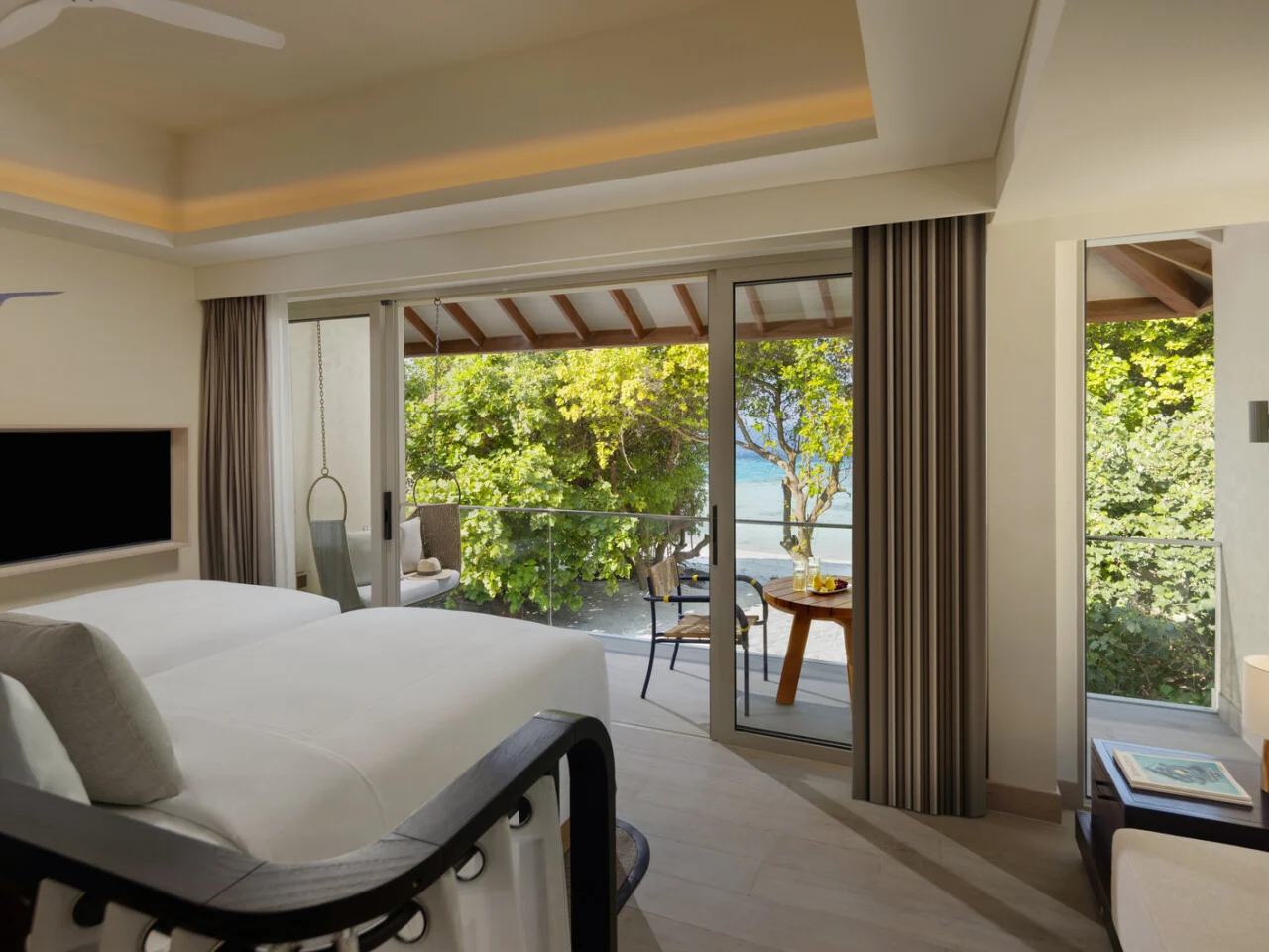 AVANI+ Fares Maldives 13