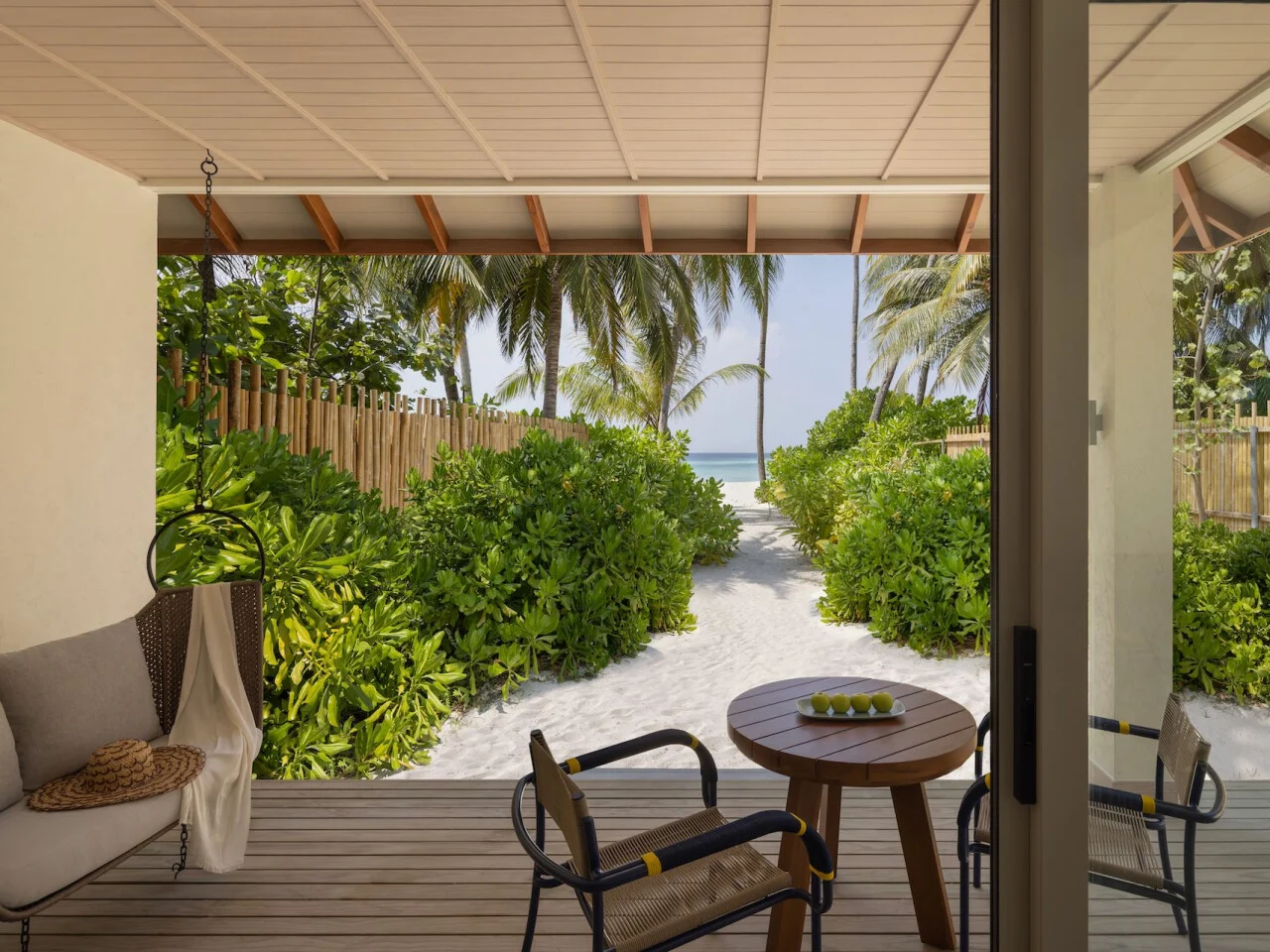 AVANI+ Fares Maldives 32