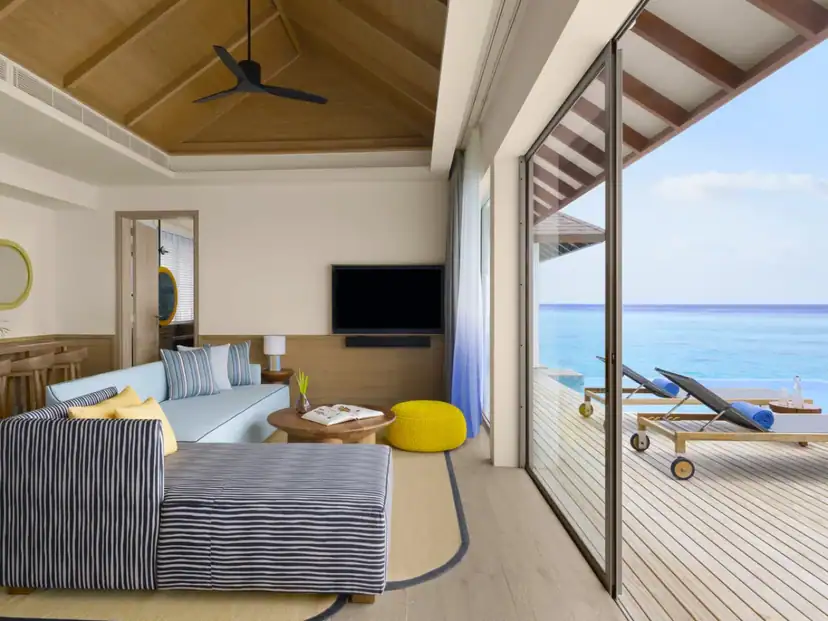 صورة: AVANI+ Fares Maldives: 2 Bedroom Sunset Overwater Pool Residence
