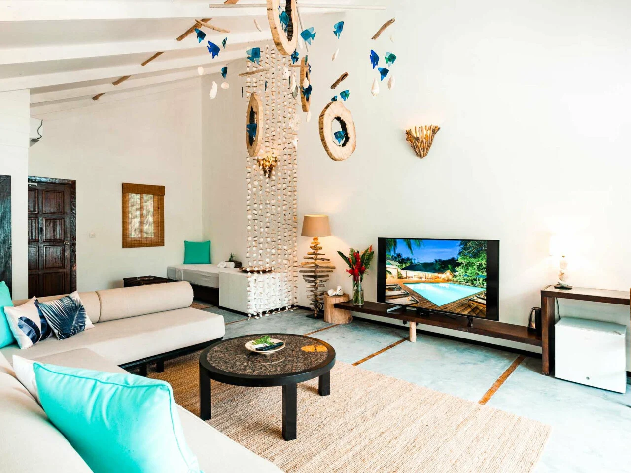 Bliss Praslin 13