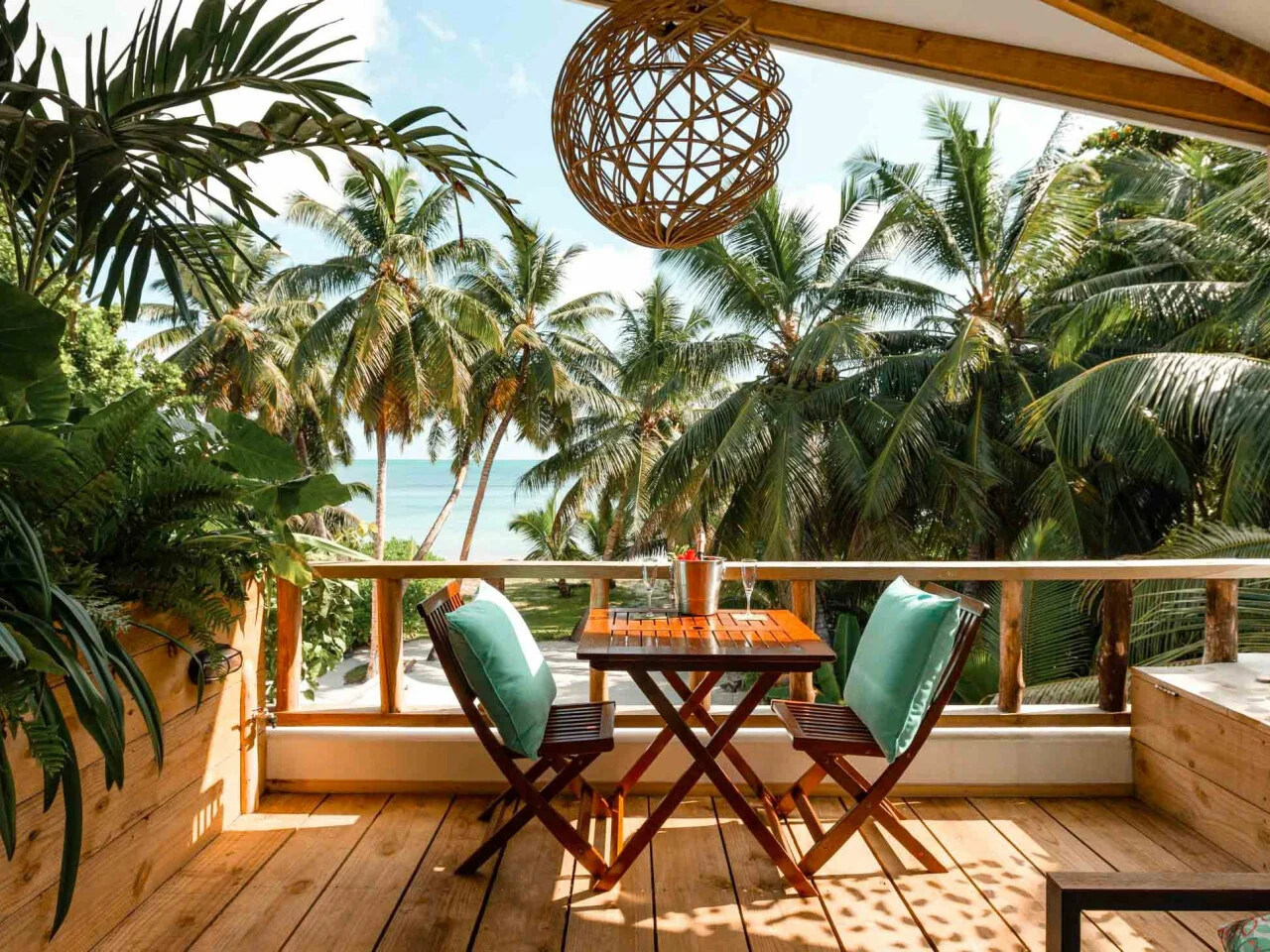 Bliss Praslin 5