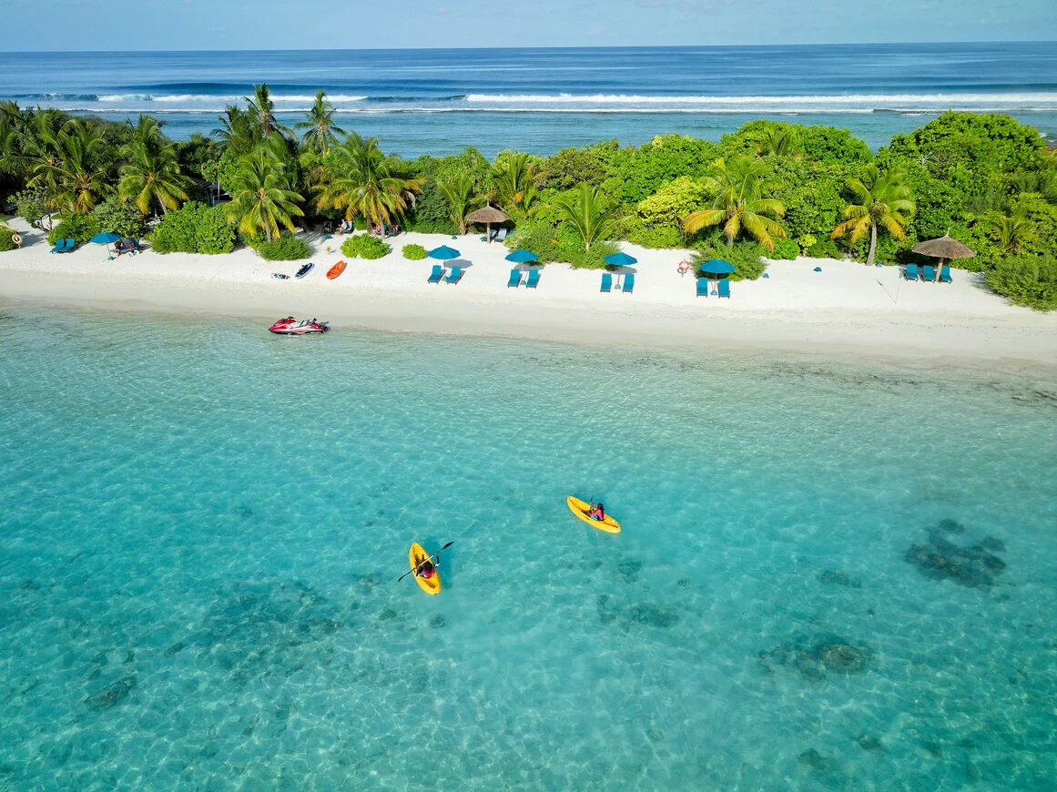 Canareef Resort Maldives 3