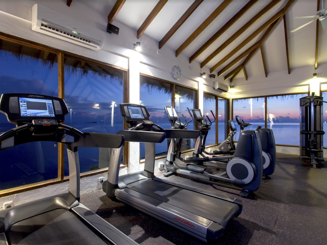 Machchafushi Island Resort & Spa Maldives, The Centara Collection 12