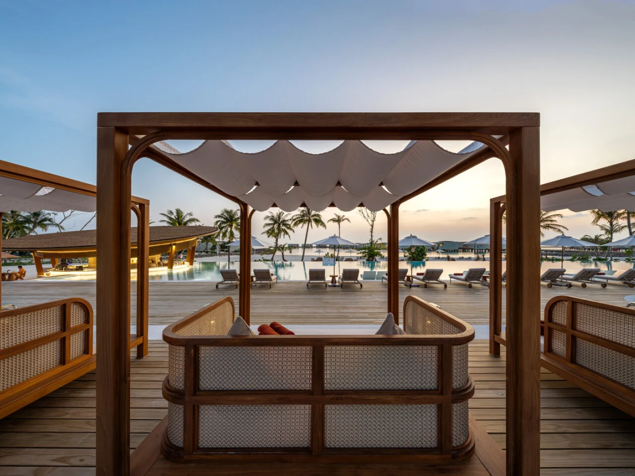 Centara Grand Lagoon Maldives 22