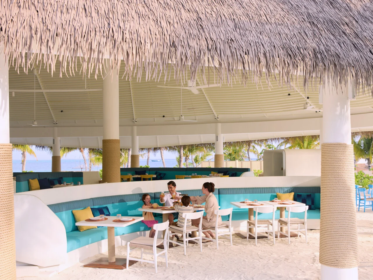 Centara Mirage Lagoon  Maldives 4