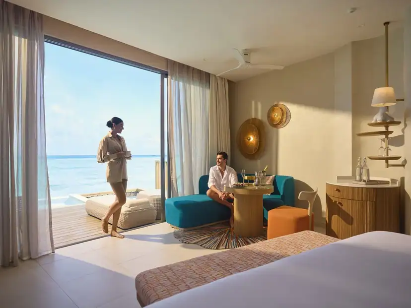 صورة: Centara Mirage Lagoon  Maldives: Mirage Overwater Sunset  Pool Villa