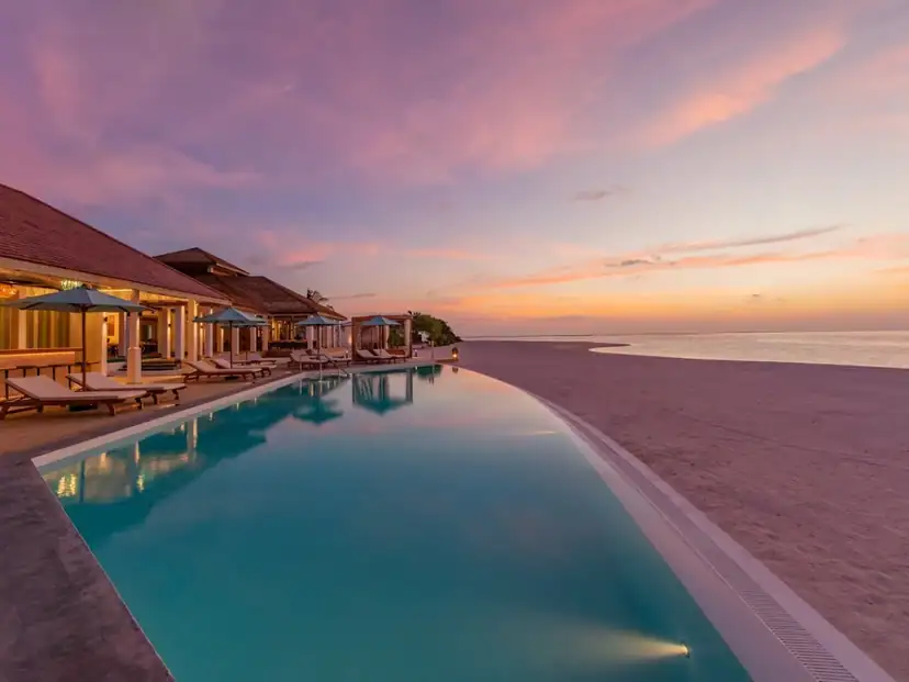 صورة: Cinnamon Hakuraa Huraa: Sunset Water Bungalow