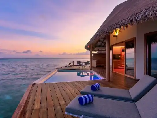 Cinnamon Velifushi Maldives