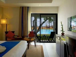 Club Hotel Dolphin 1