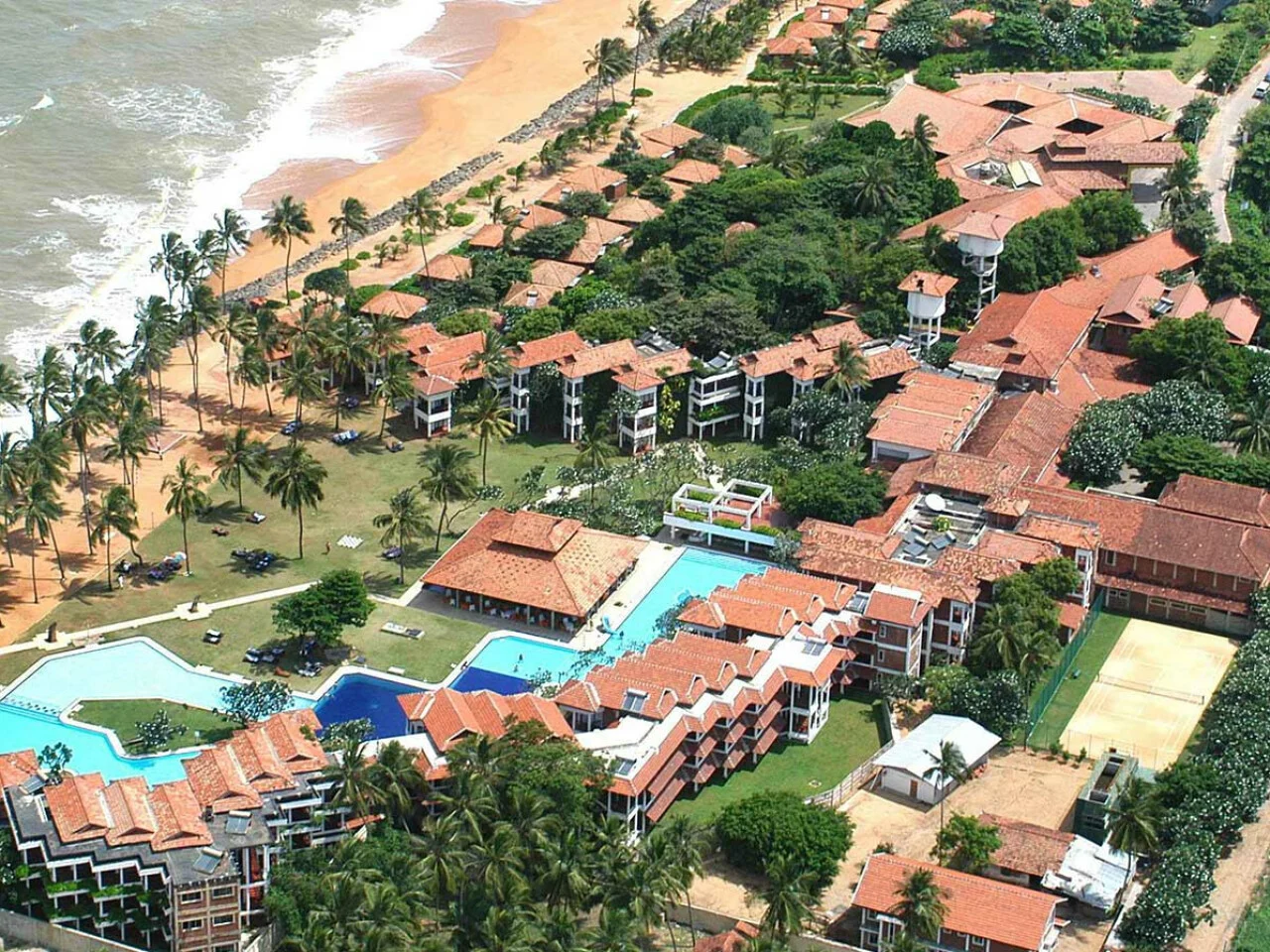 Club Hotel Dolphin 2