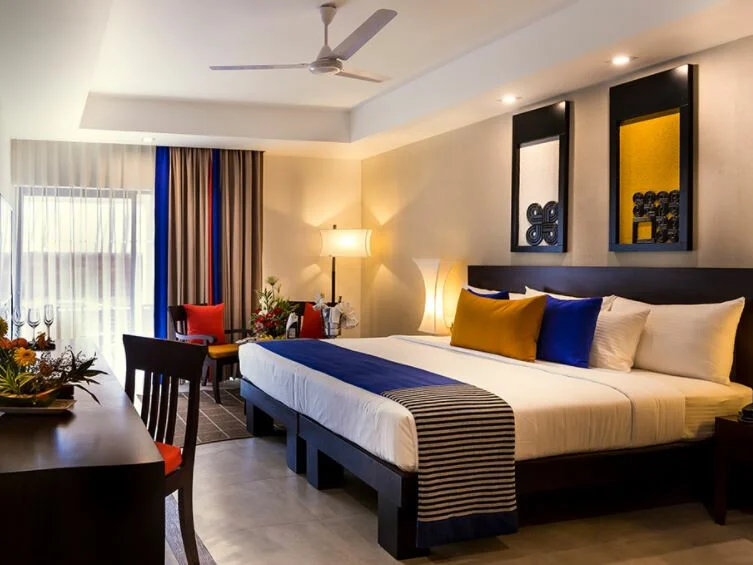 Club Hotel Dolphin 5