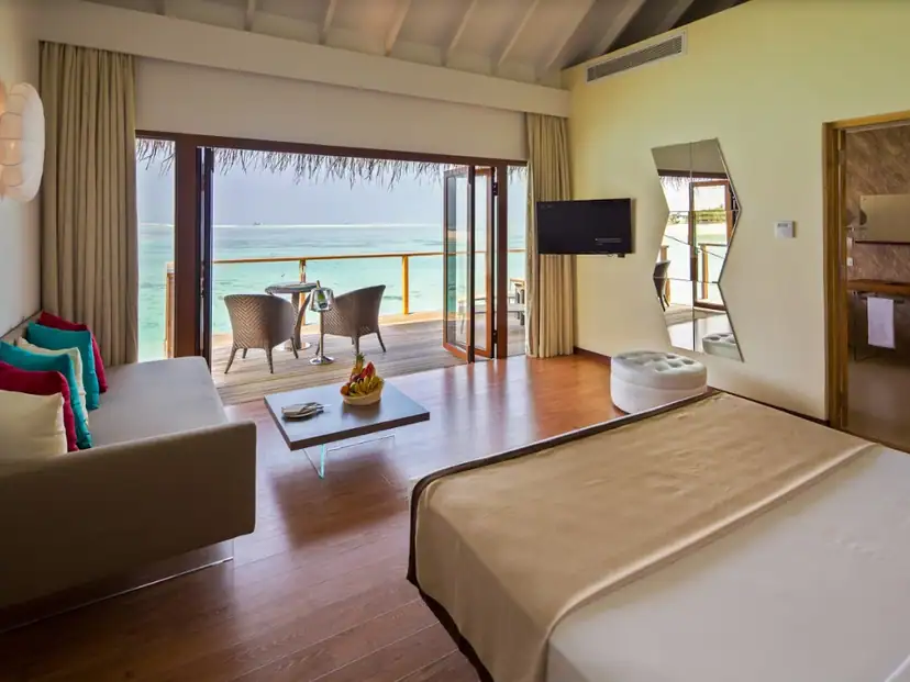 صورة: Cocoon Maldives: Lagoon Suite with Slide